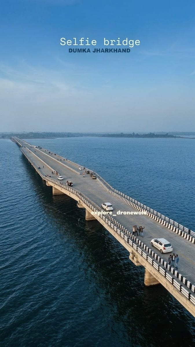 Selfie Bridge